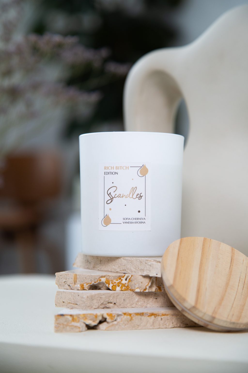 Scandles and Vanessa Kyosina Rich Bitch edition candle